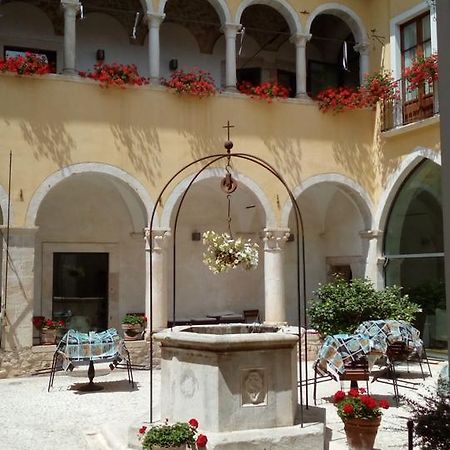 Grancia Dei Celestini Bed and Breakfast Sulmona Exteriör bild