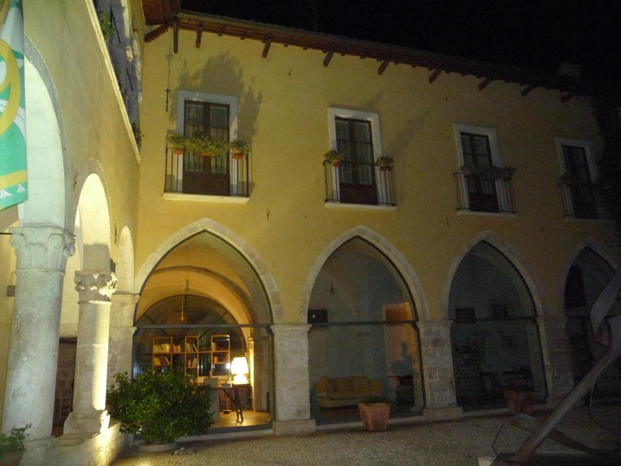 Grancia Dei Celestini Bed and Breakfast Sulmona Exteriör bild
